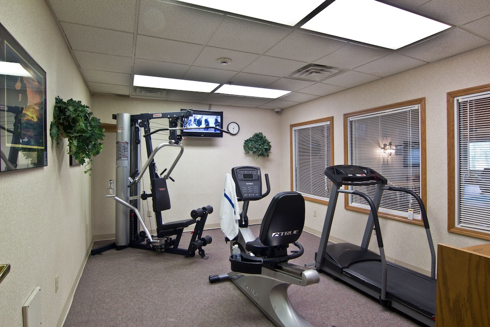 Coshocton Village Inn and Suites 34/68