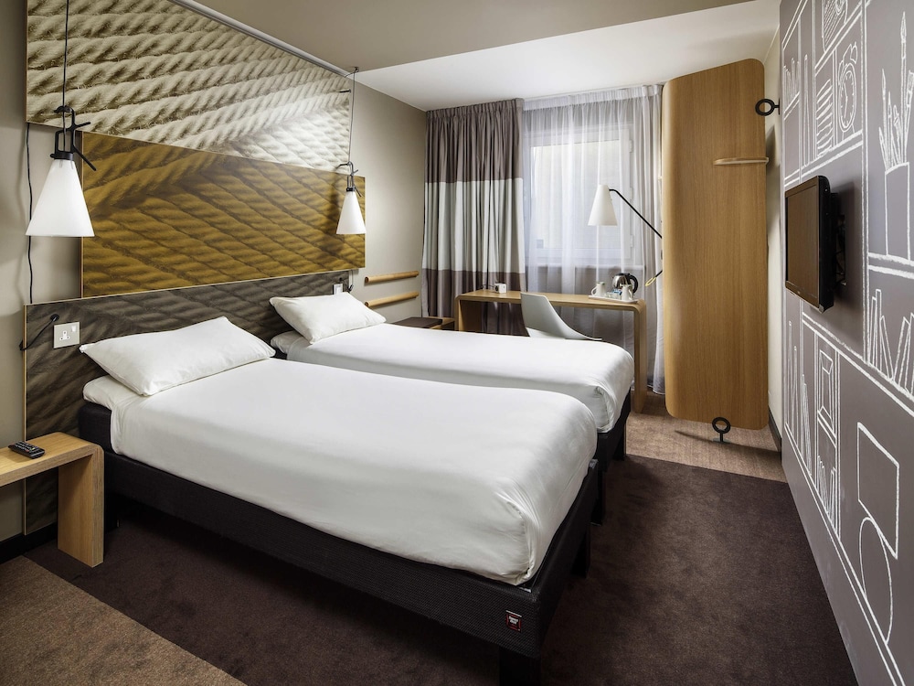 Ibis London Barking 11/50