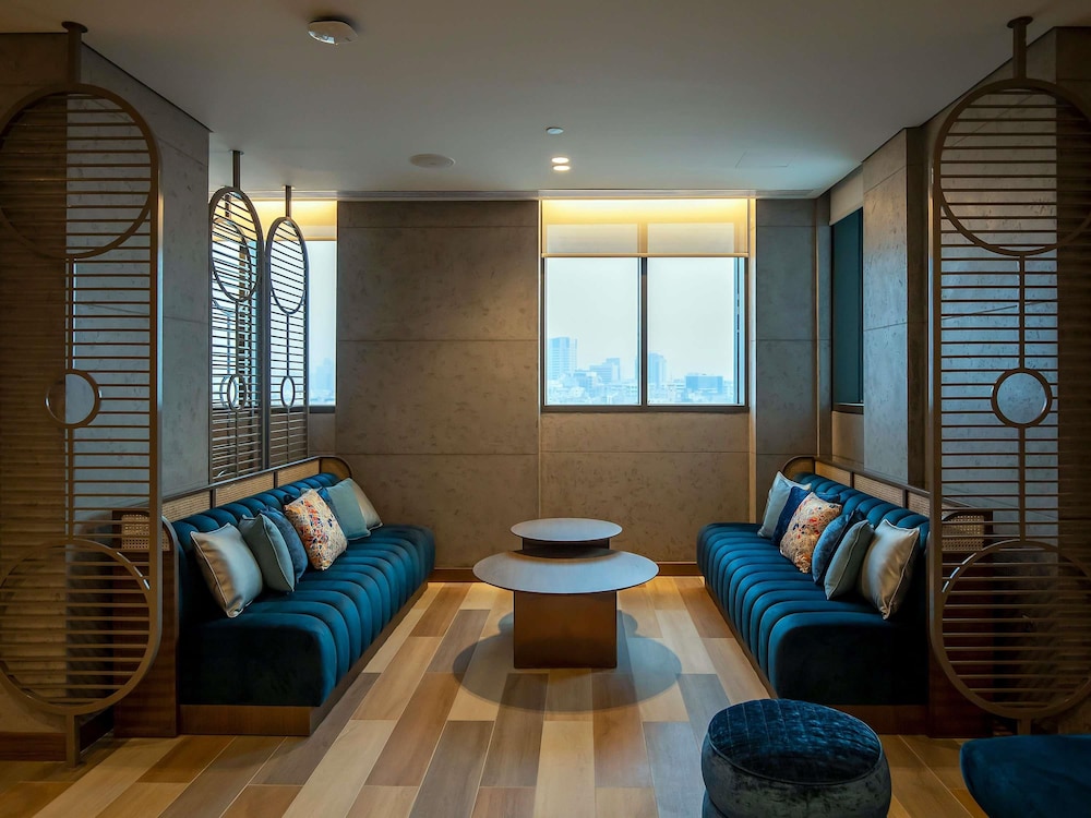Mercure Dubai Gold District 35/53