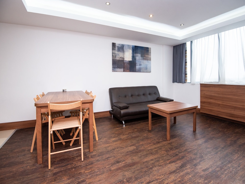 Livin Serviced Apartments 49/68