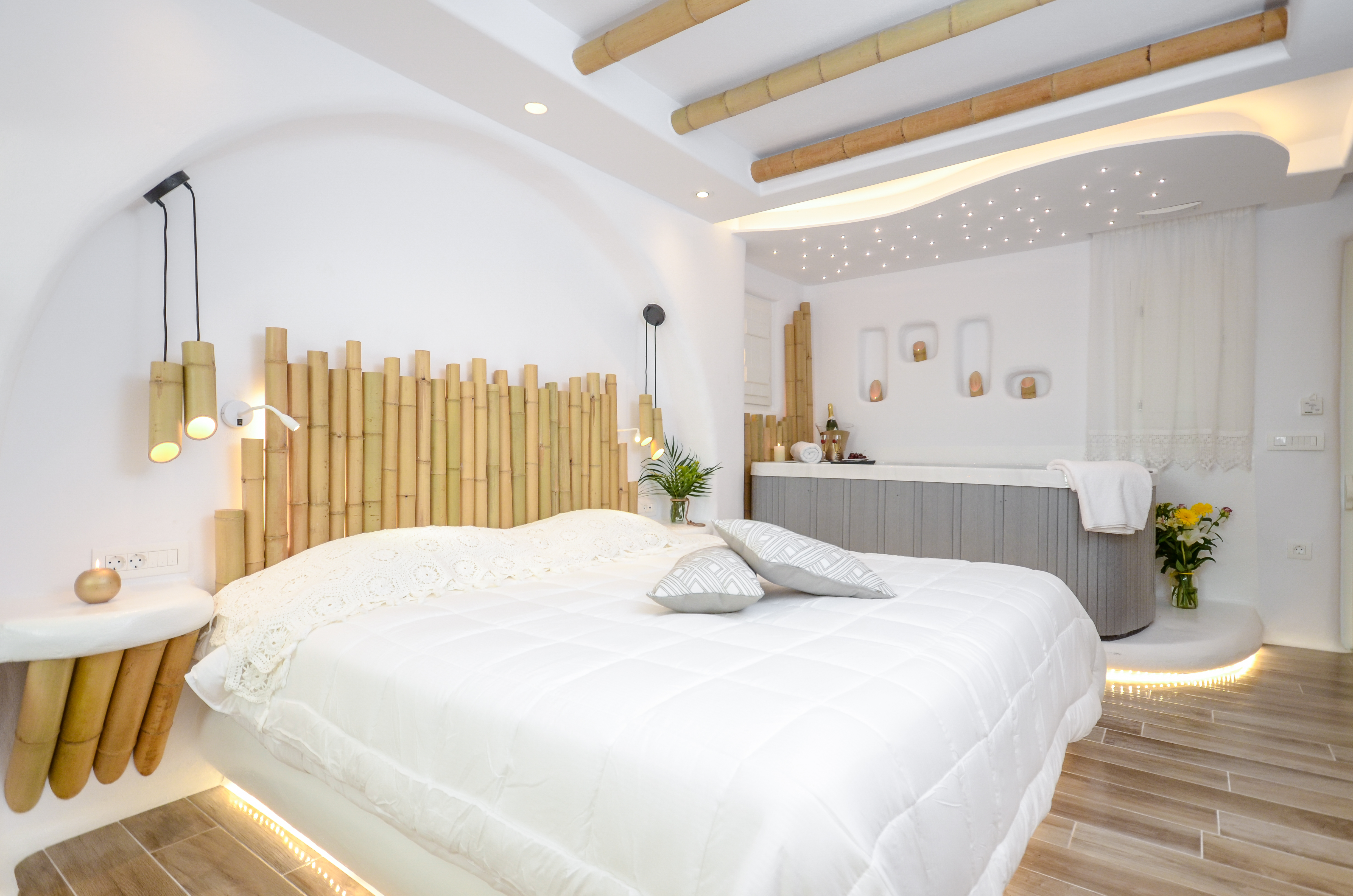 Sunken, Suite, Indoor Jetted Tub