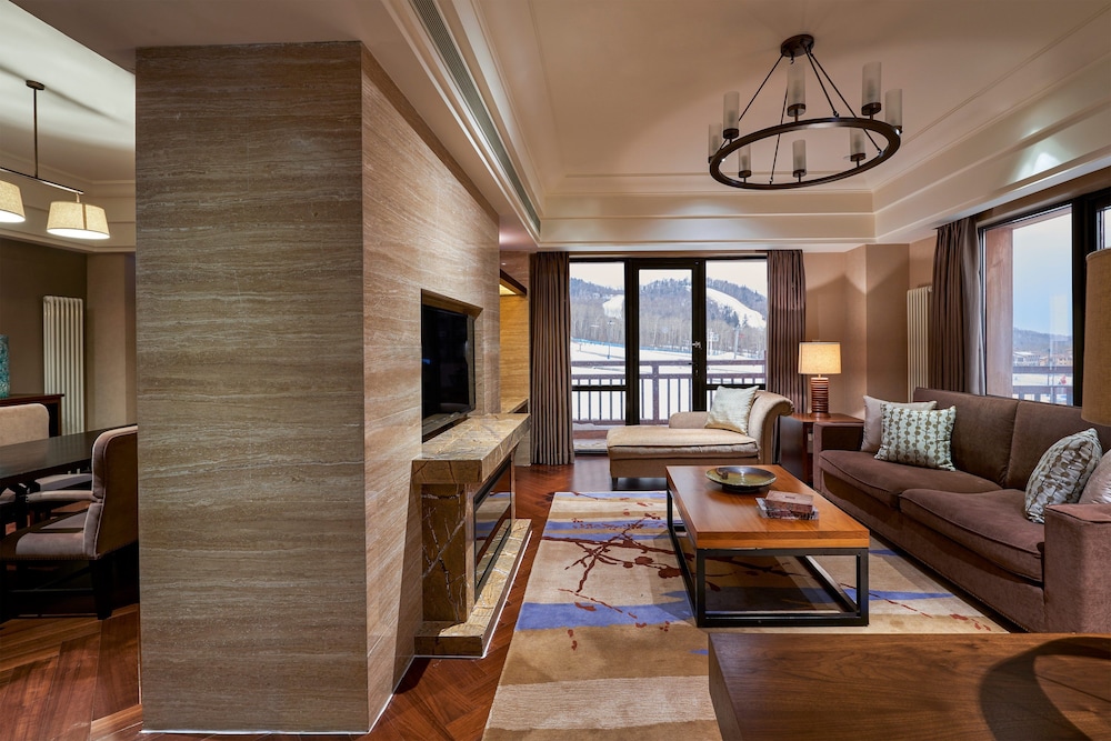 Sheraton Changbaishan Resort 24/32