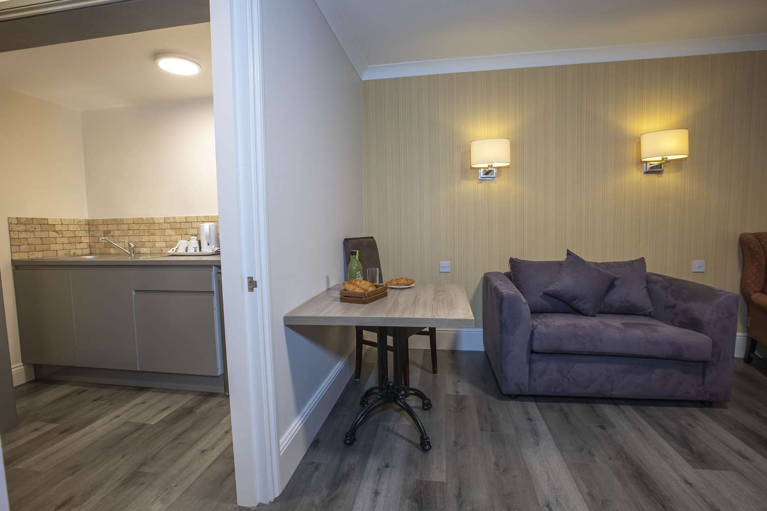 Best Western Manor Hotel 15/16