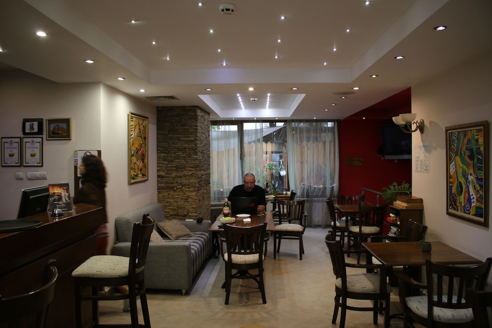 HOTEL KRALEV DVOR 16/26