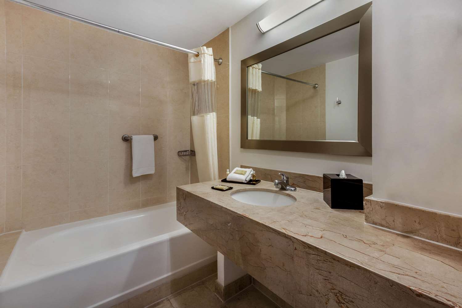 La Quinta by Wyndham Puebla Palmas Angelopolis 22/24