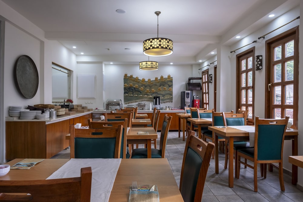 Argos Hotel - Adults Only 63/75