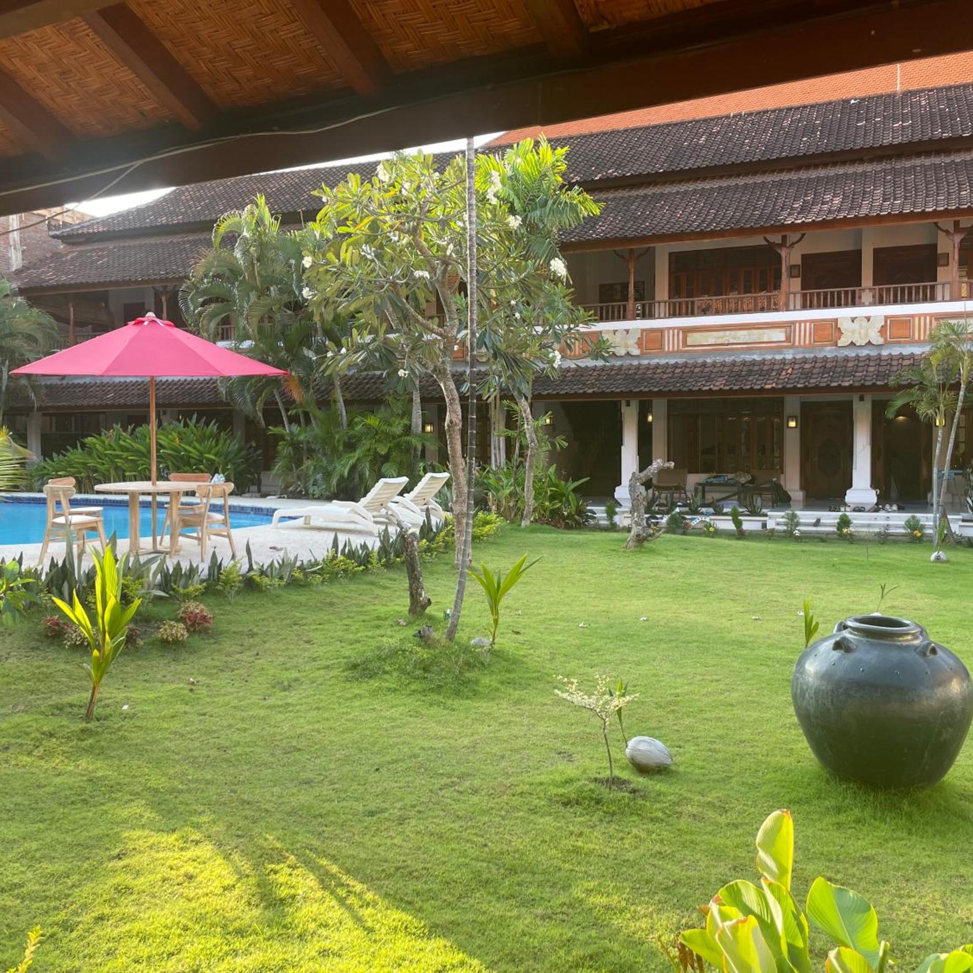 Uns Hotel 40/49
