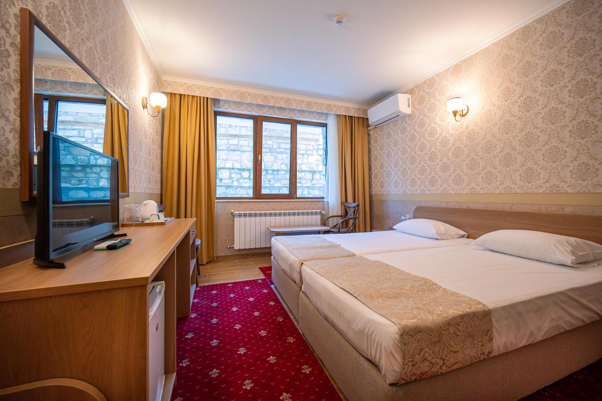 PARK HOTEL SEVASTOKRATOR 10/48