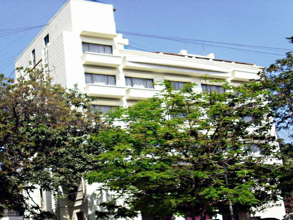 HOTEL GOUTHAM MANOR 6/25