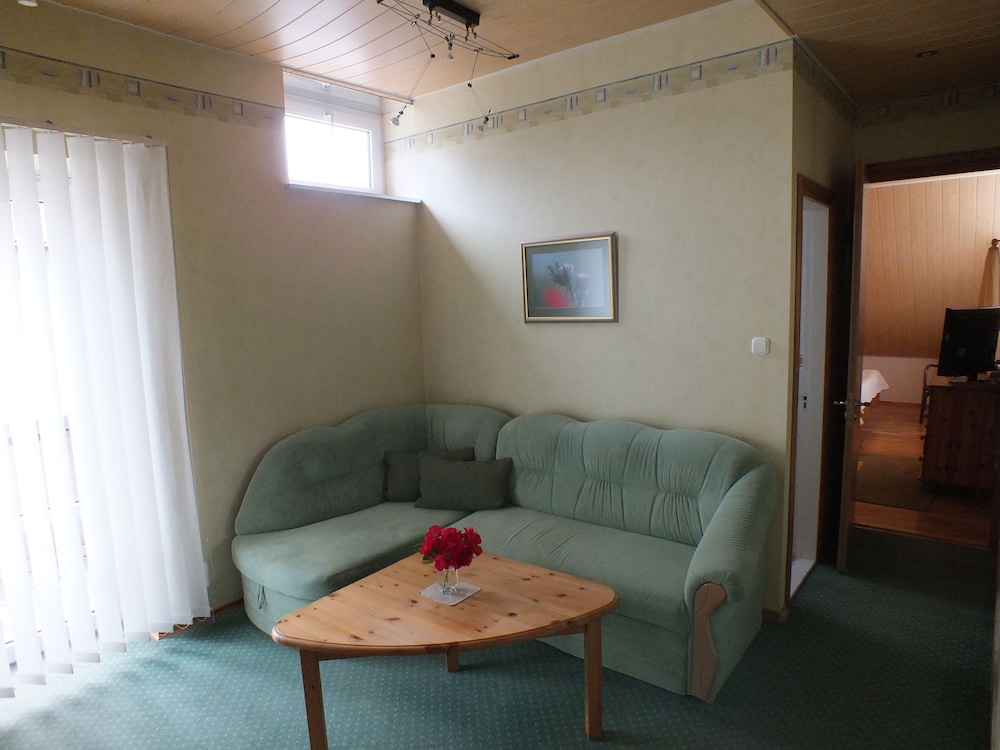 Villa Zveju 29 25/50