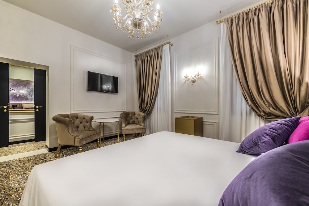 San Maurizio Luxury Suites 3/34