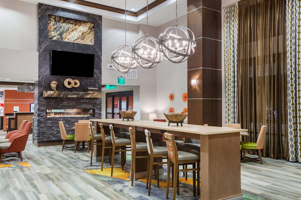 Hampton Inn & Suites Pasco/Tri-Cities 33/46