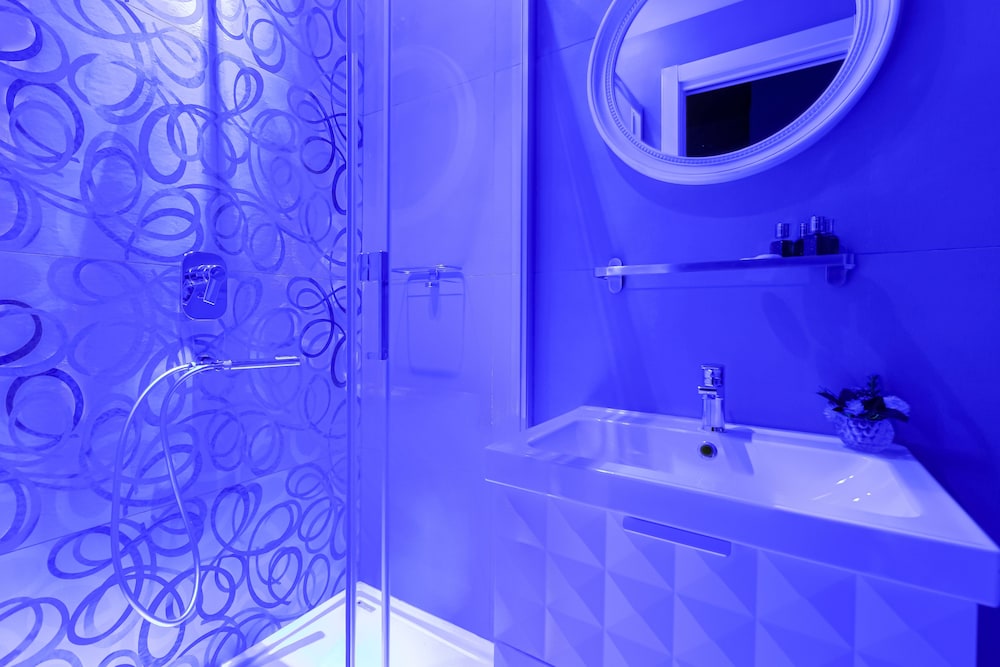 Tankara Suite 20/23