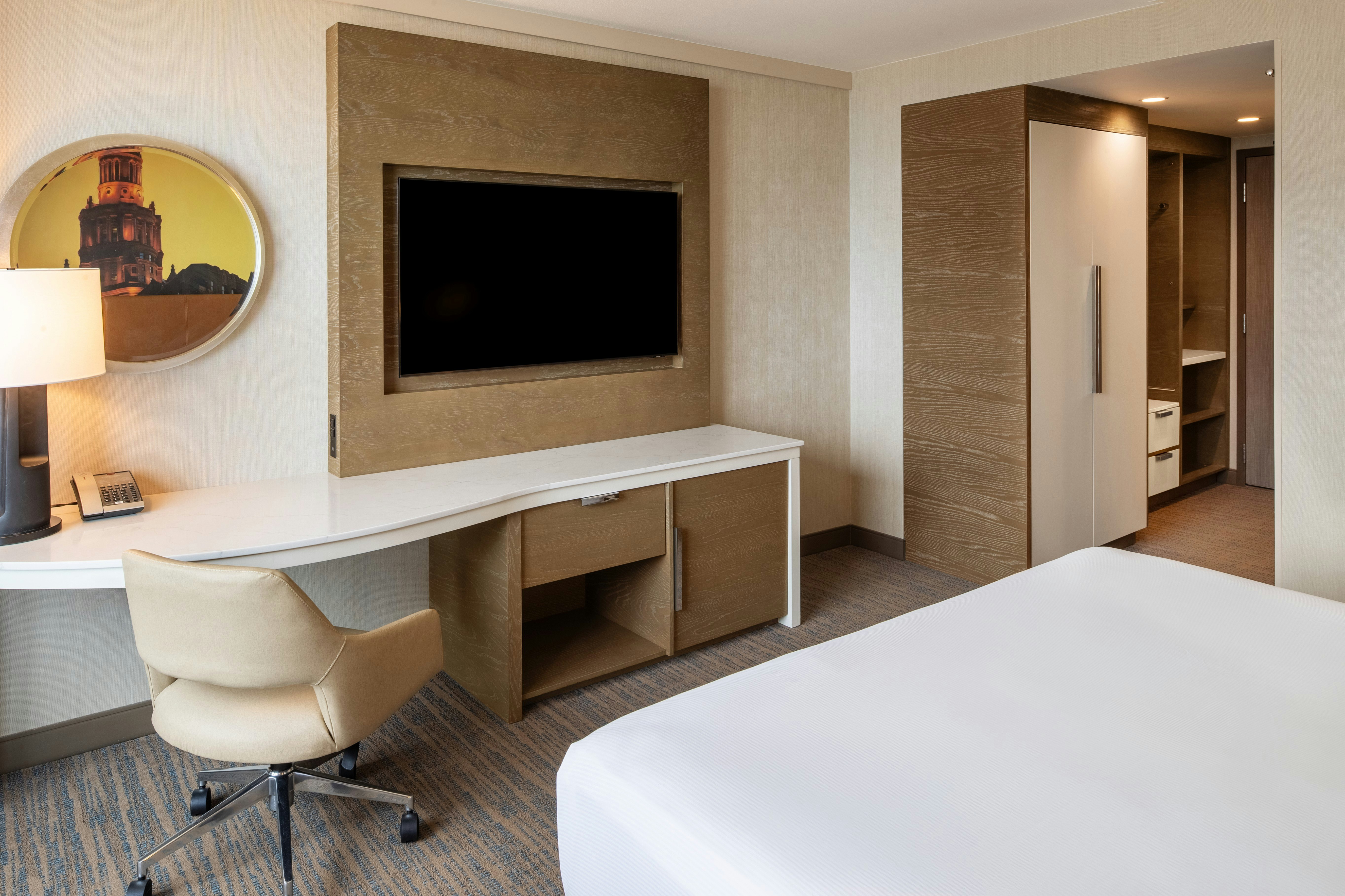 Hilton Cleveland Downtown 61/64