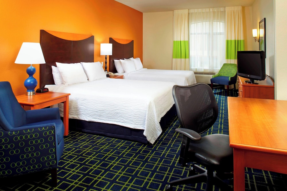 Room at Fairfield Inn Suites Downtown Phoenix, PHOENIX - AZ