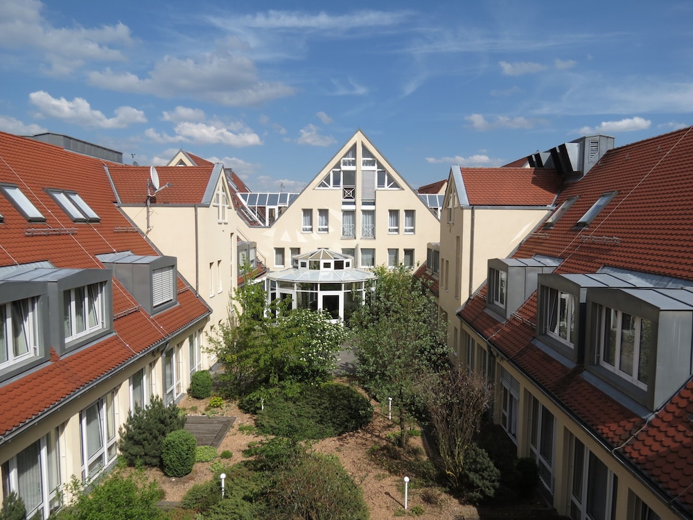 Comfor Hotel 64/72