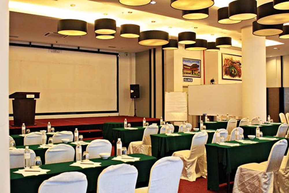 Holiday Villa Hotel and Suites Kota Bharu 29/36