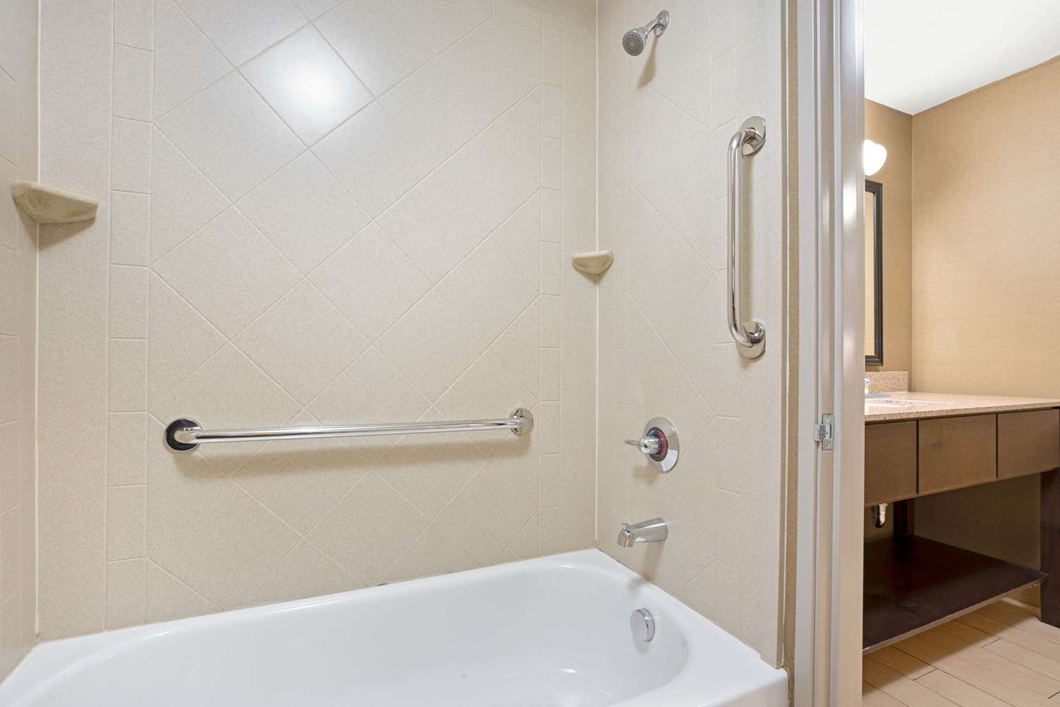 La Quinta Inn & Suites by Wyndham Bellingham 27/34