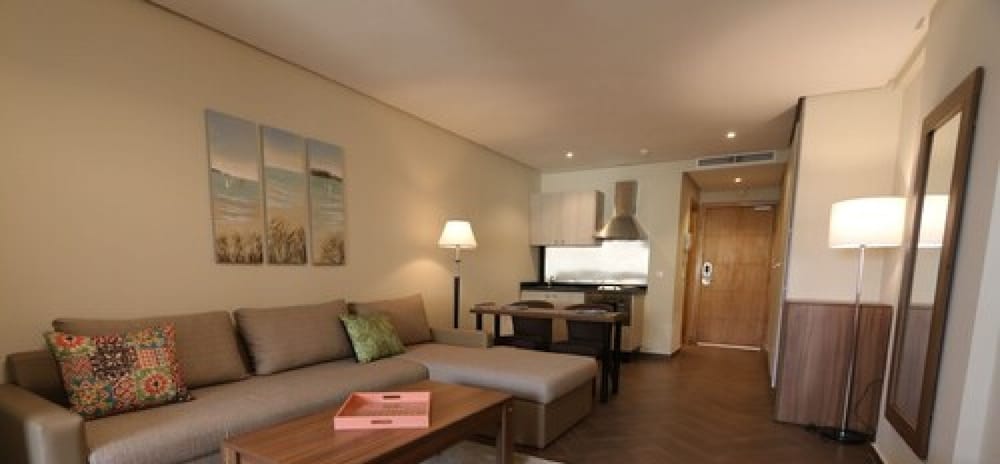 Melliber Appart Hotel 51/75
