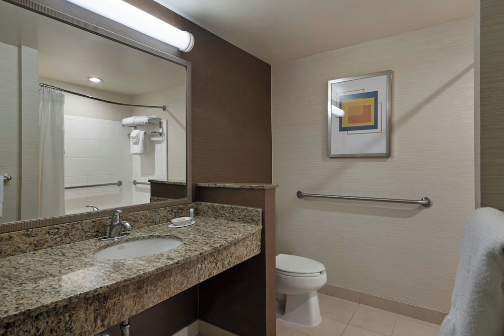 Fairfield Inn Sacramento Cal Expo 48/50
