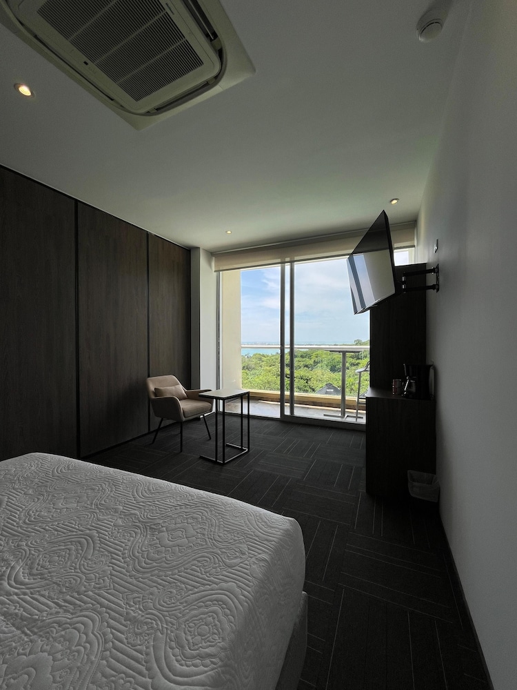 PREMIUM, DOUBLE BED