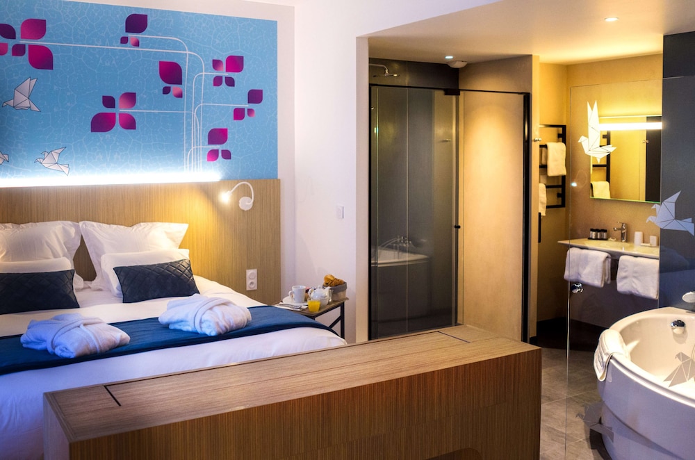 Kyriad Prestige Amiens Poulainville Hotel and SPA 5/40