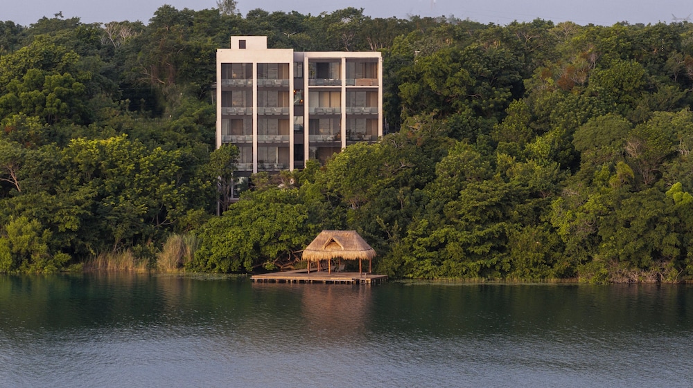 Amaranto Hotel Boutique 40/50