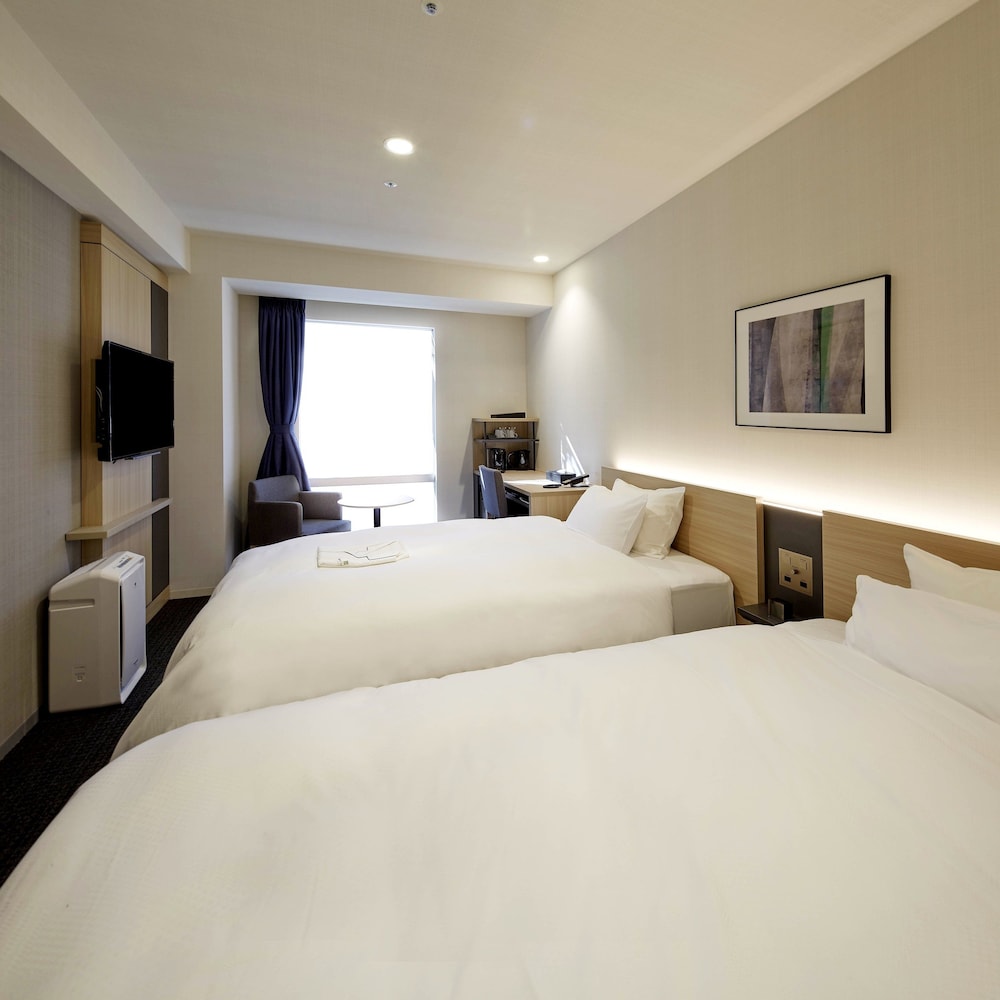 ROOM, TWIN BEDS, SMOKING