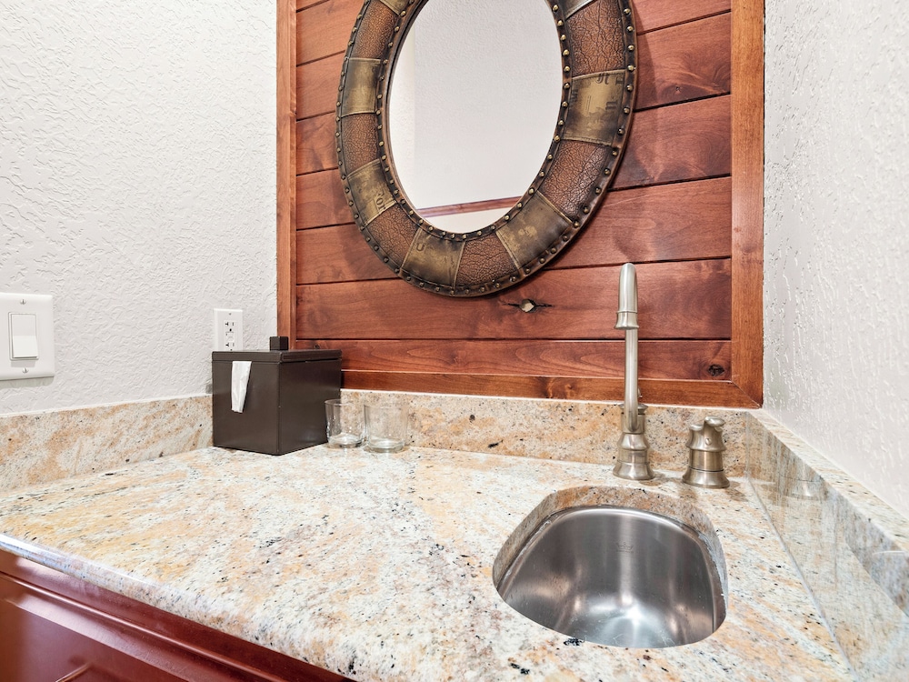 Canyons Village Condos By All Seasons Resort Lodging 64/66