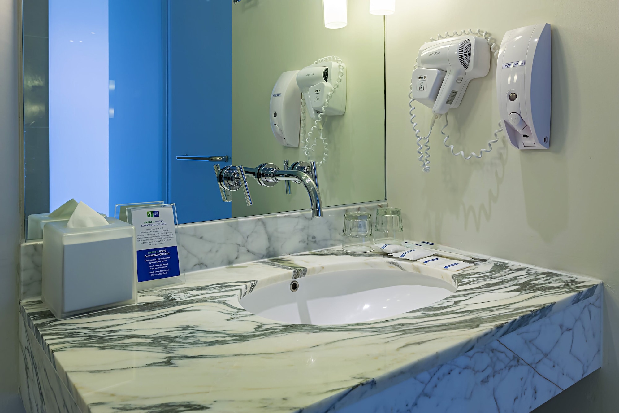 Room, Queen Bed, Stadium View, Accessible، Holiday Inn Express Bangkok Siam 7/7