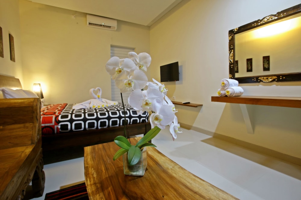 Rai House Sanur 16/40