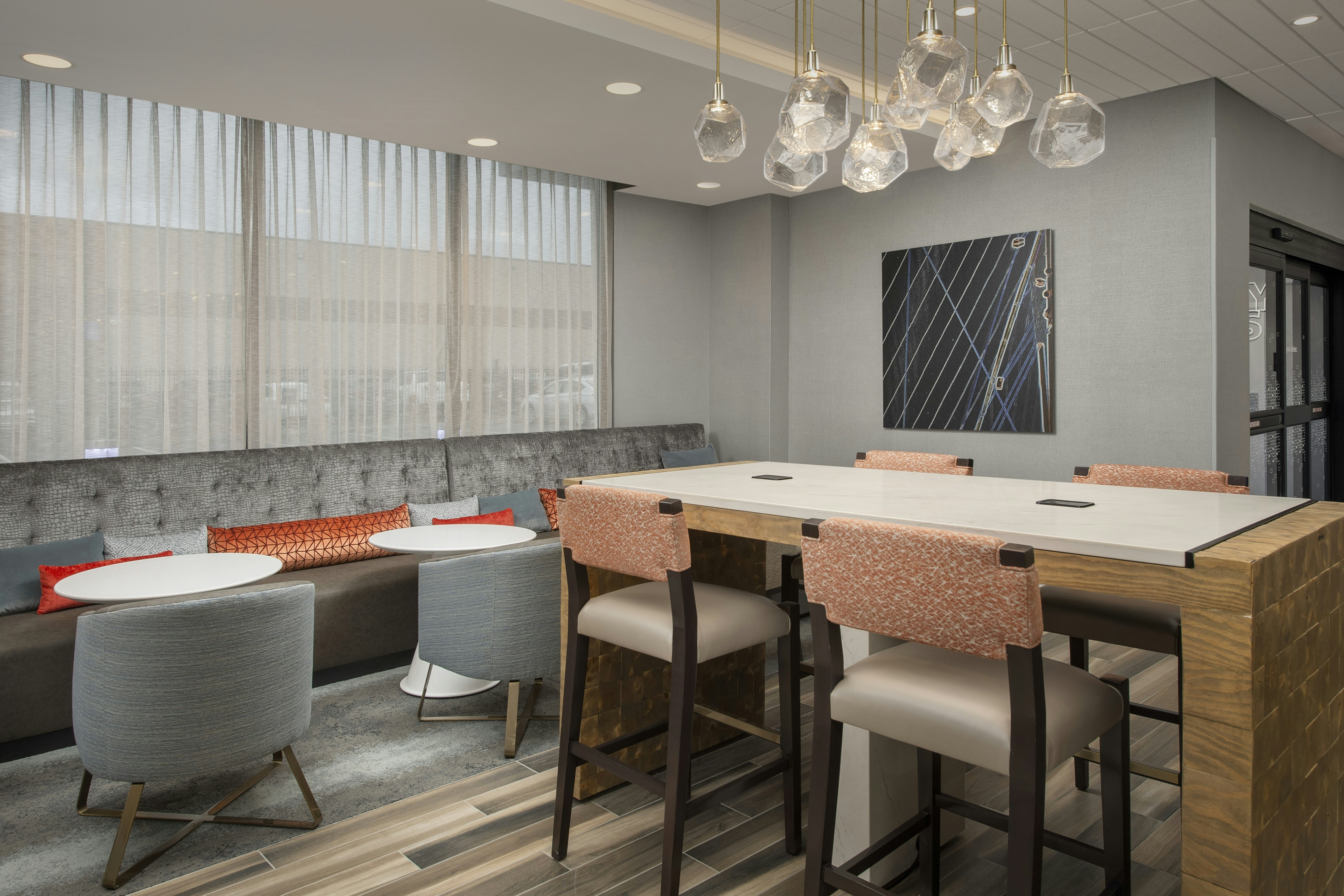 Hampton Inn Boston Logan Airport Chelsea 24/33