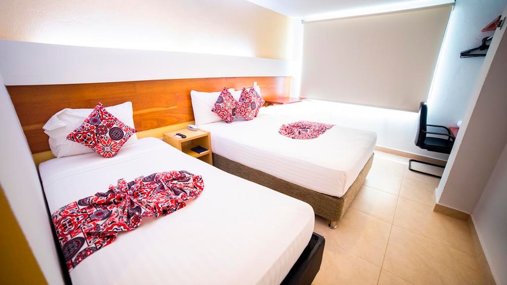 Hotel Porto Bahia 33/77