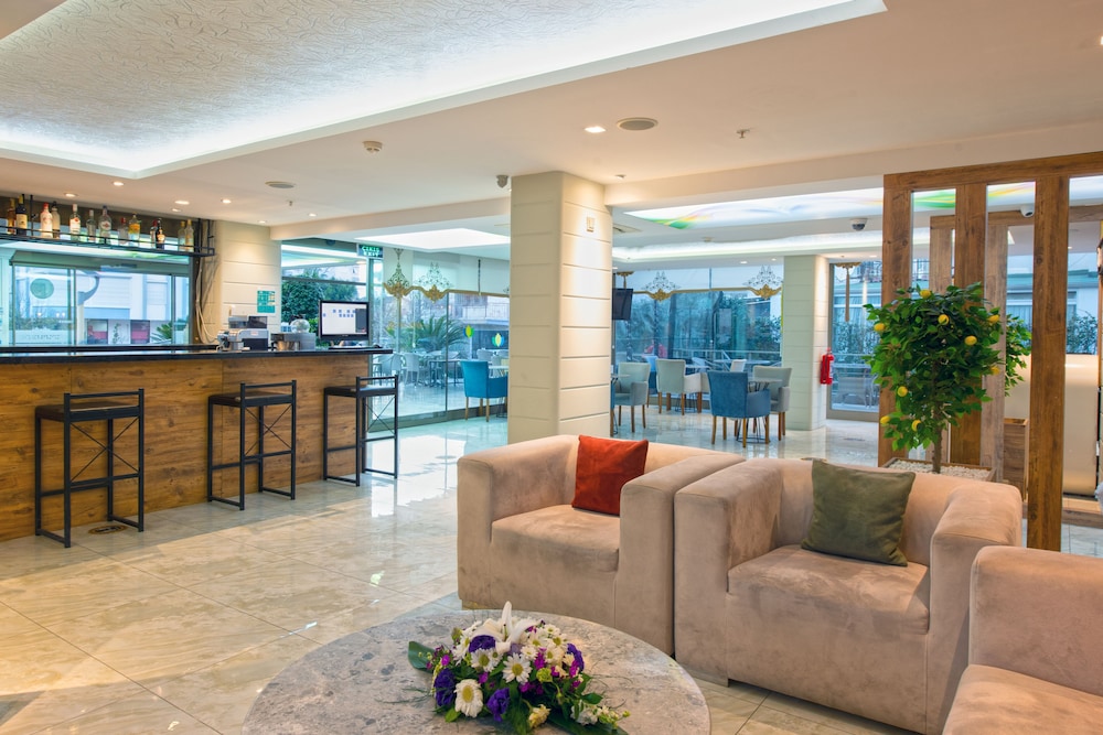 CITRUS PARK HOTEL 33/56