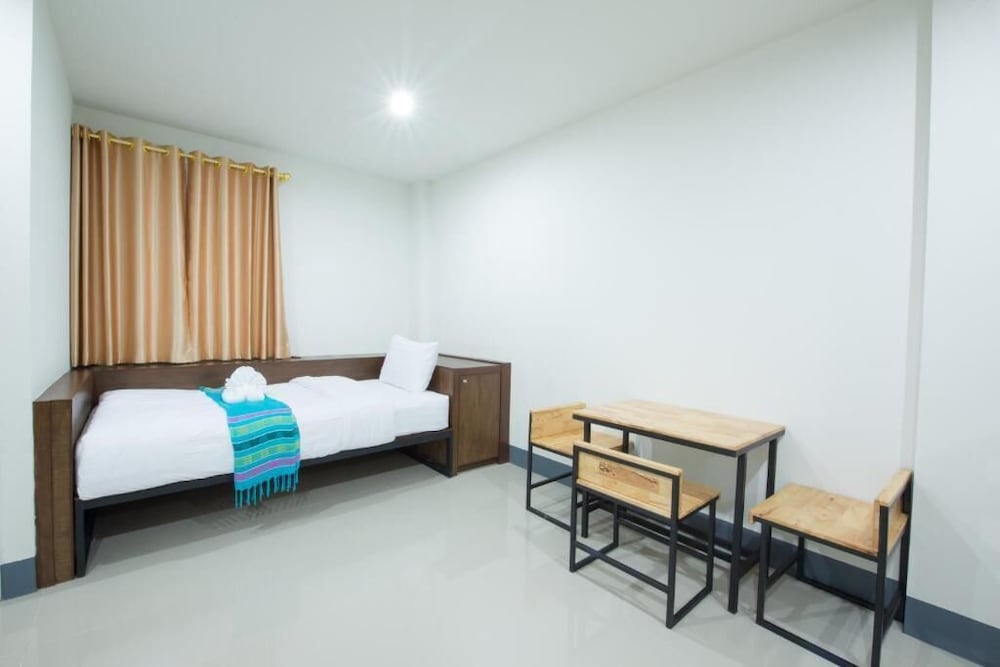Bees Smile Hotel 14/45