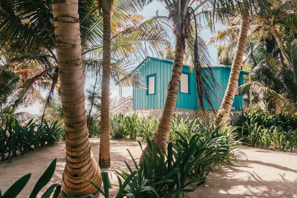 Ranguana Caye Cabanas 42/50