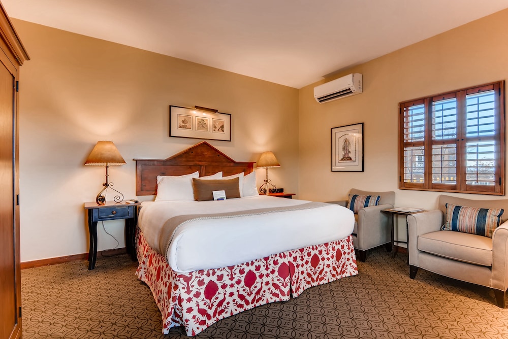 Old Santa Fe Inn 14/64
