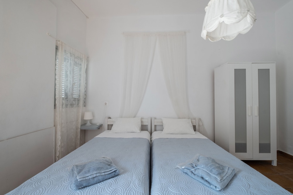 Sagma Rooms Santorini 24/60