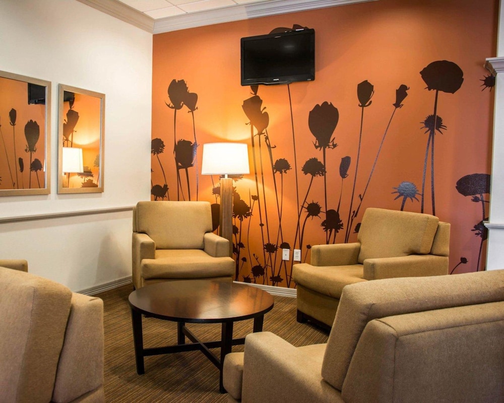Sleep Inn & Suites Shreveport Near Medical Center 32/49