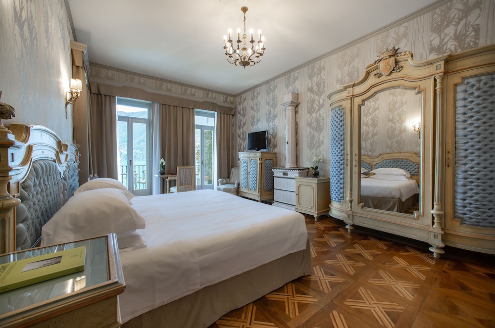 JUNIOR SUITE, LAKE VIEW