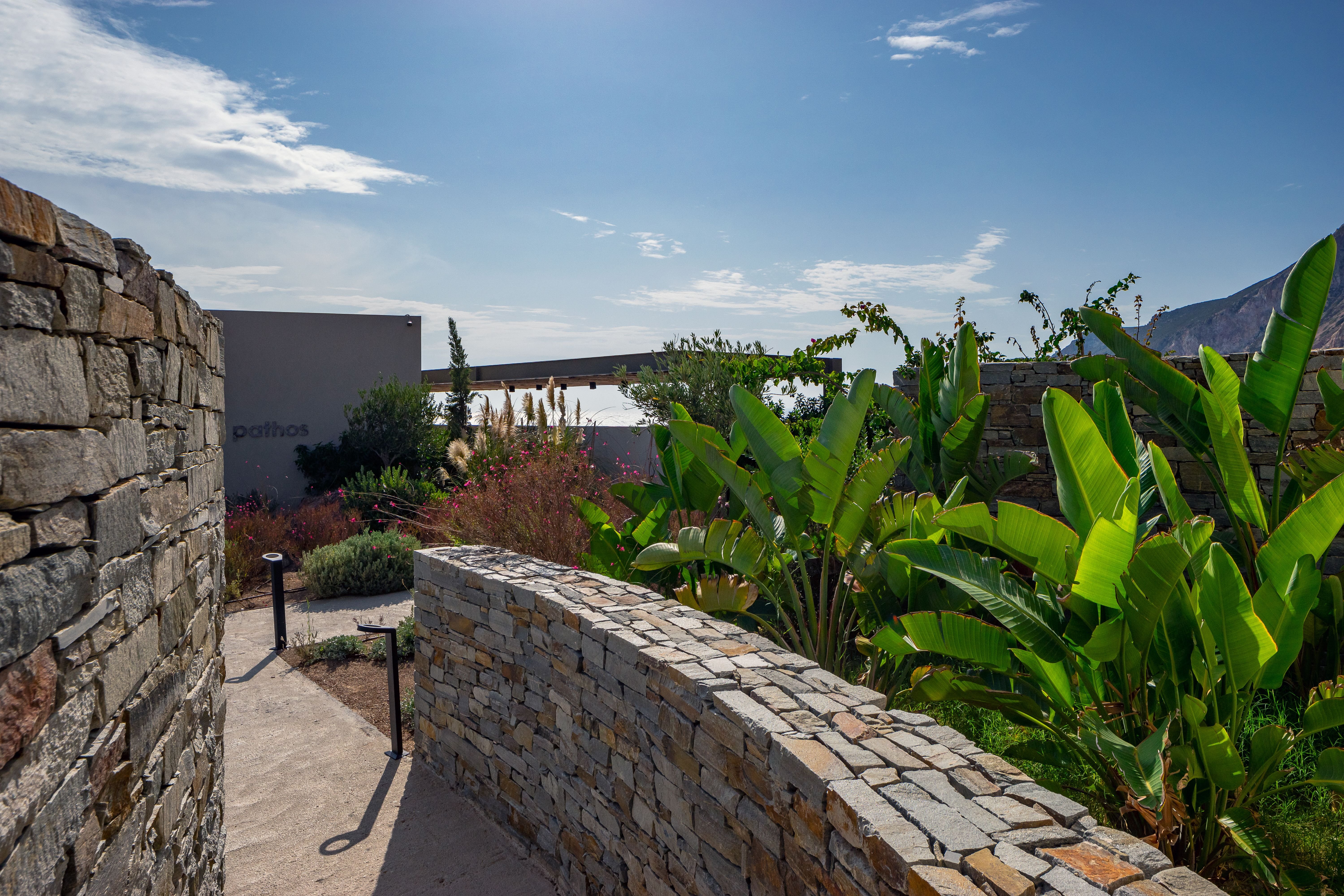 Milos Cove Hotel 33/43