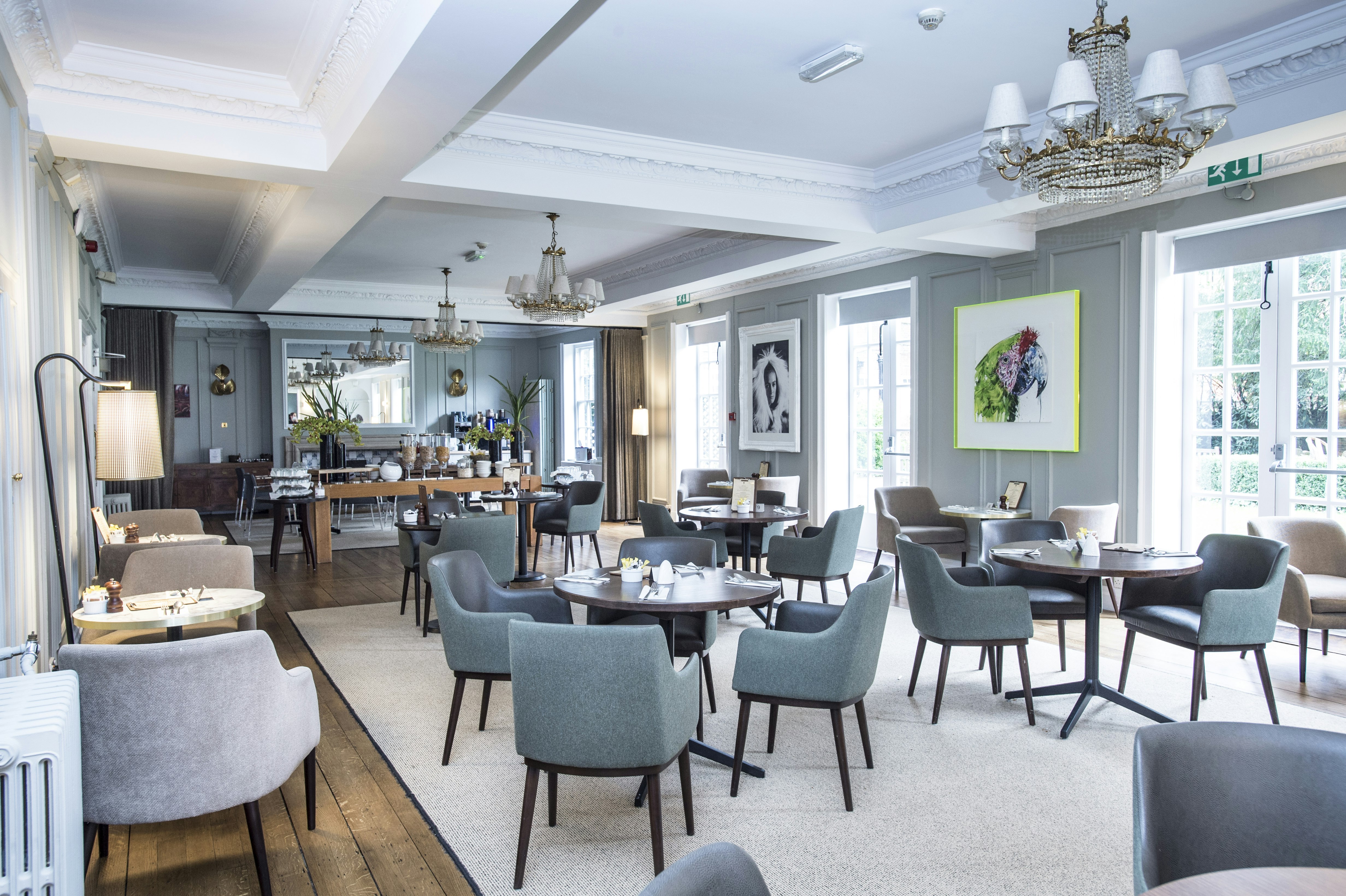 Bush Hotel Farnham 37/50