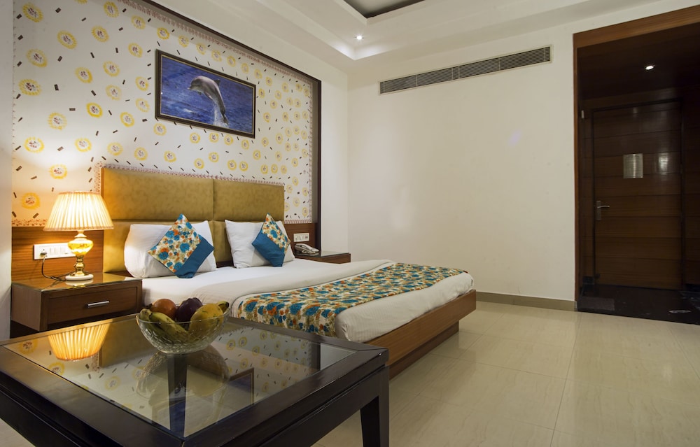 HOTEL KRISHNA DELUXE 35/70
