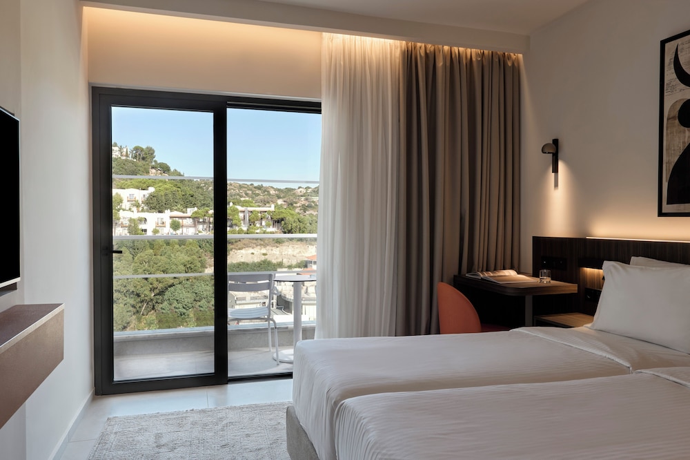 Esperides Beach Resort 18/50