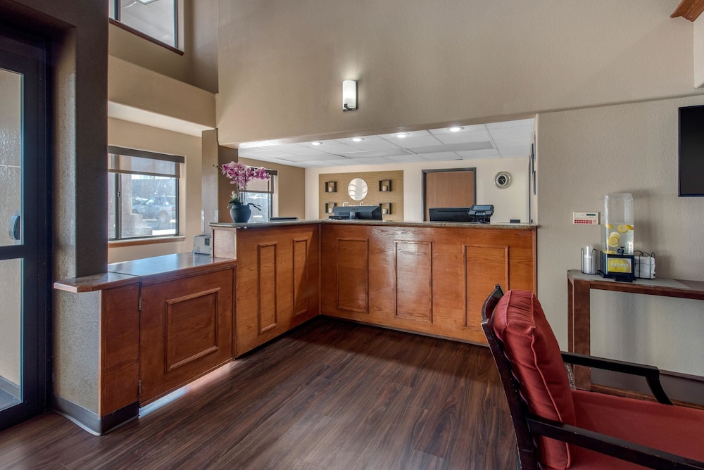 Comfort Inn Denver Southeast Area 4/34
