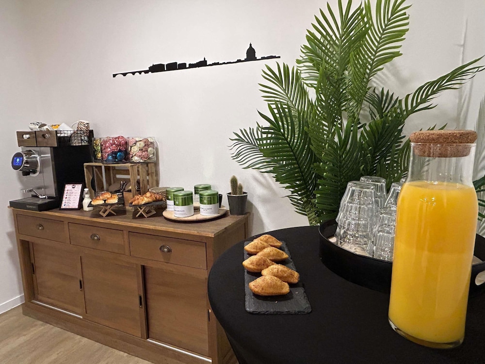 Mercure Toulouse Centre Compans Hotel 7/69