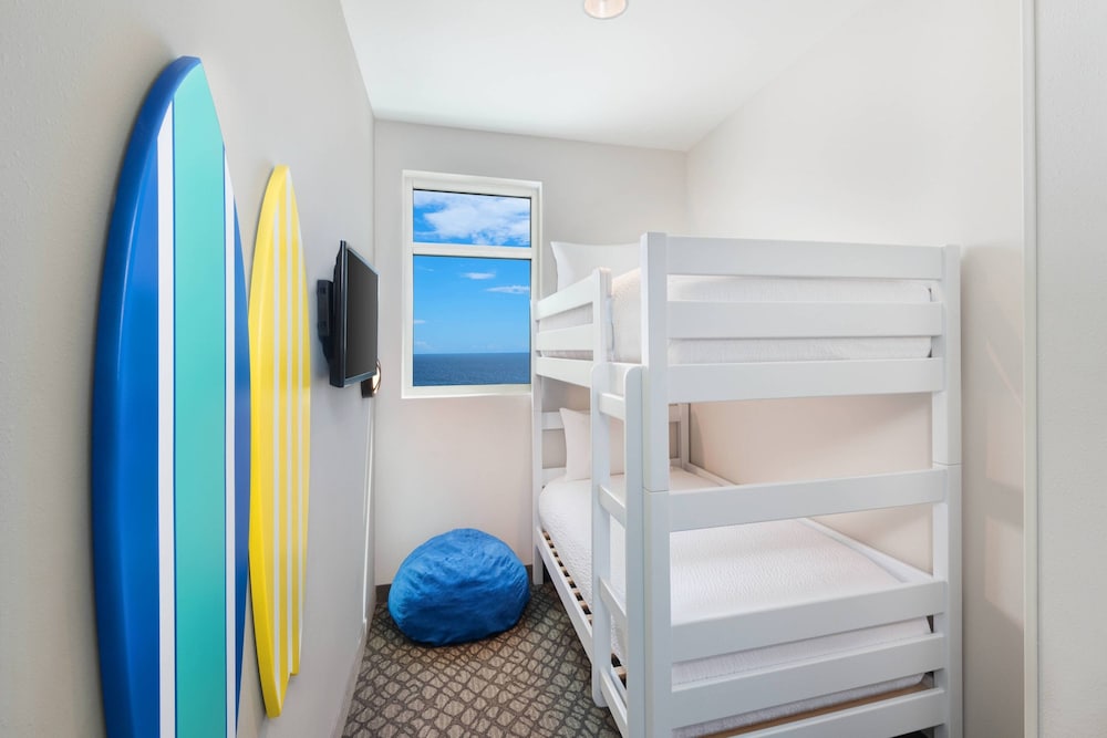 SpringHill Suites by Marriott Panama City Beach Beachfront 17/48