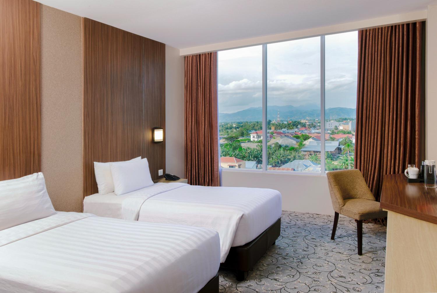 Deluxe, King Bed, Aston Gorontalo Hotel & Convention Center 2/7