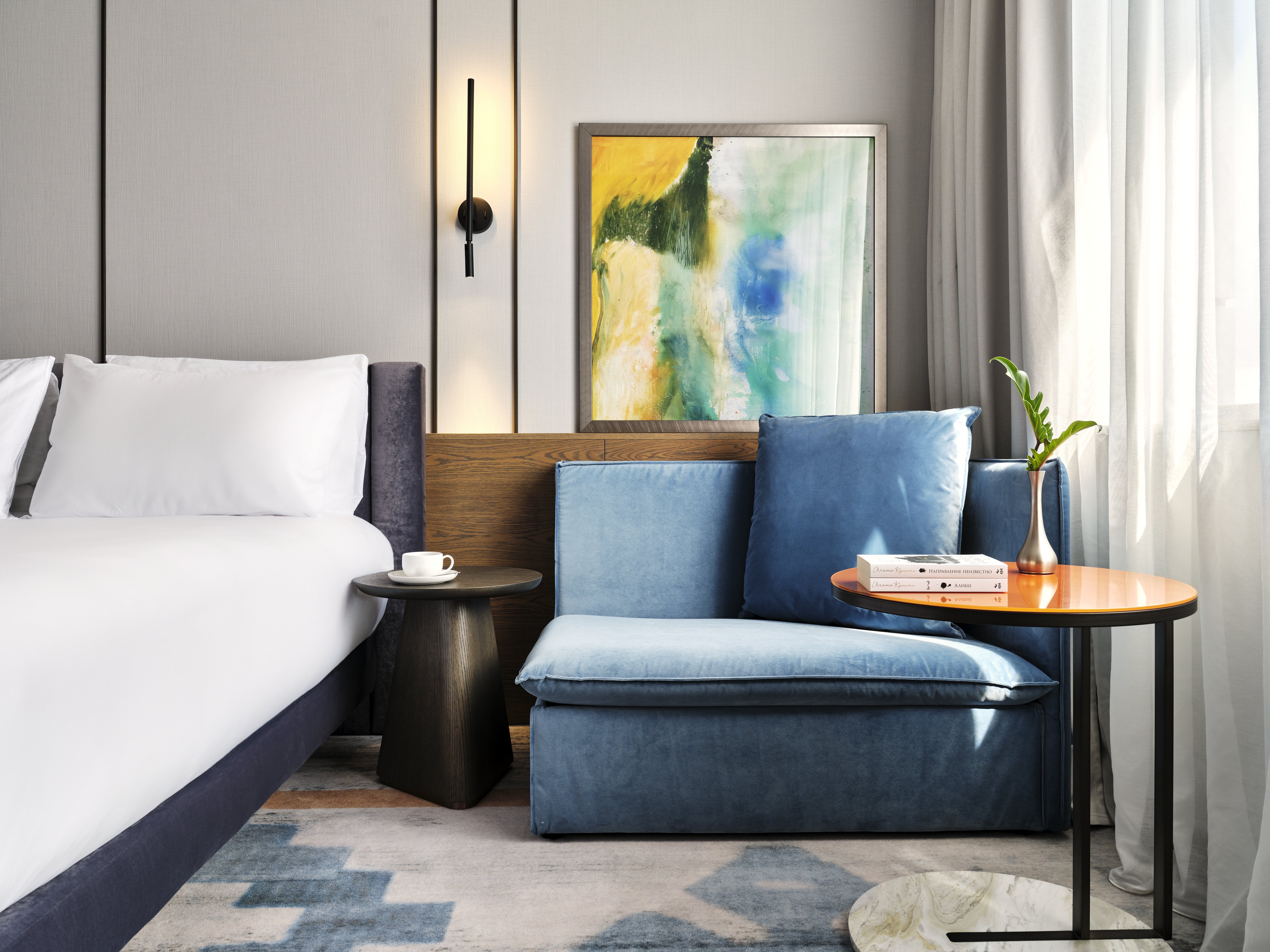 Standard, King Bed, Sofa