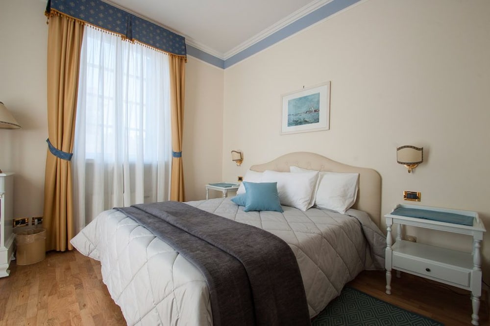 Hotel Villa Erica 8/30